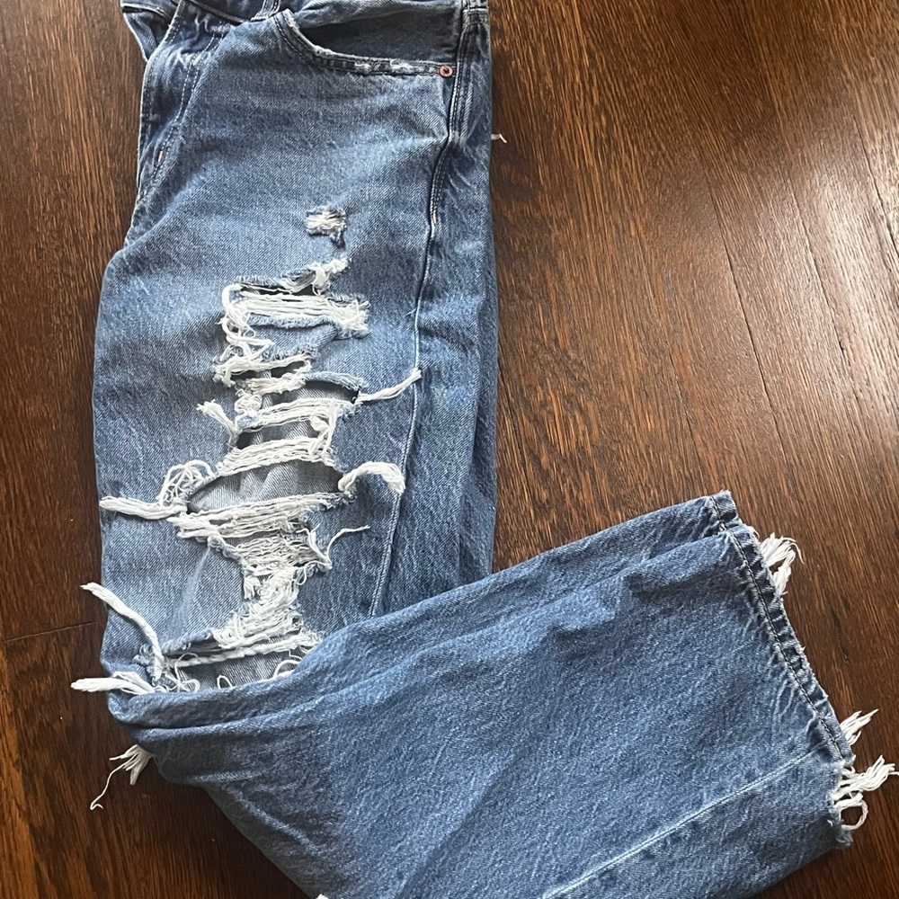 American Eagle Outfitters Low Rise Ex Boyfriend Jeans with Distressed Details